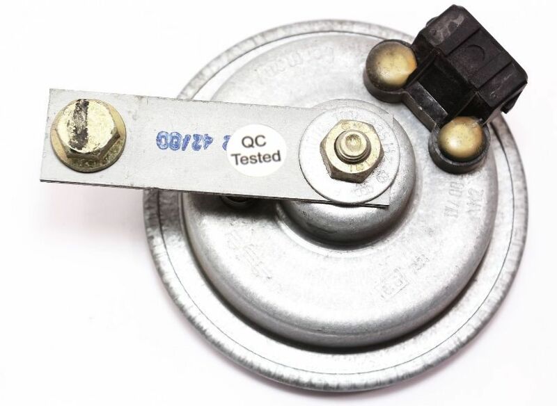 Alarm Horn 93-05 VW Jetta Golf GTI Cabrio MK3 MK4 Beetle Passat B5 6N0 951 101 C