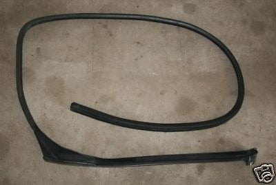 RH Door Seal Weather Stripping 94-98 Audi Cabriolet 90 - Genuine