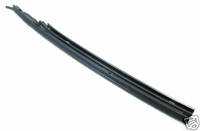 RH Windshield Door Seal 94-98 Audi Cabriolet - Genuine