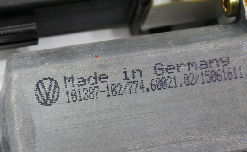 LH Front Power Window Motor 02-05 VW Jetta Golf MK4 - Genuine - 1C1 959 801 A