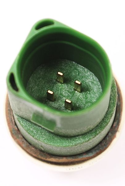 Coolant Temperature Sensor Audi VW Jetta Golf MK4 Beetle Passat 059 919 501 A