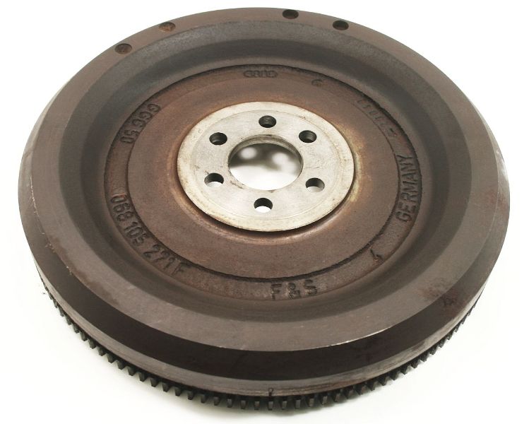 Flywheel Fly Wheel 99-05 Jetta Golf Beetle MK4 2.0 - Genuine - 068 105 271 F