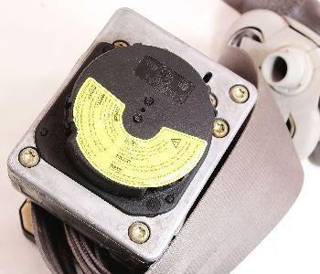 RH Front Seat Belt 99-01 VW Jetta Golf MK4 - Gray - Genuine - 1J4 857 706 L