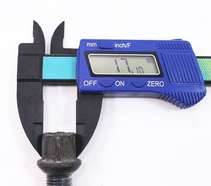 4 Stock Lug Bolts VW Audi Jetta Golf GTI MK4 Mk5 MK6 Passat B5 A4 A6 TT Genuine