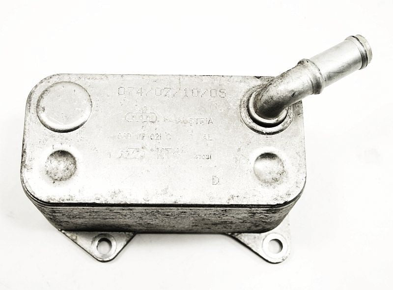 Oil Cooler 2.0T Audi A3 A4 TT VW Eos Jetta GTI Mk5 Passat B6 - 06D 117 021 C