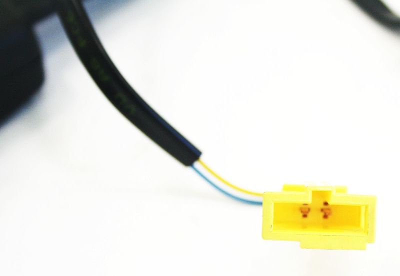 RH Front Black Seatbelt Receiver 02-05 VW Jetta Golf MK4 Genuine - 1J4 858 472 K