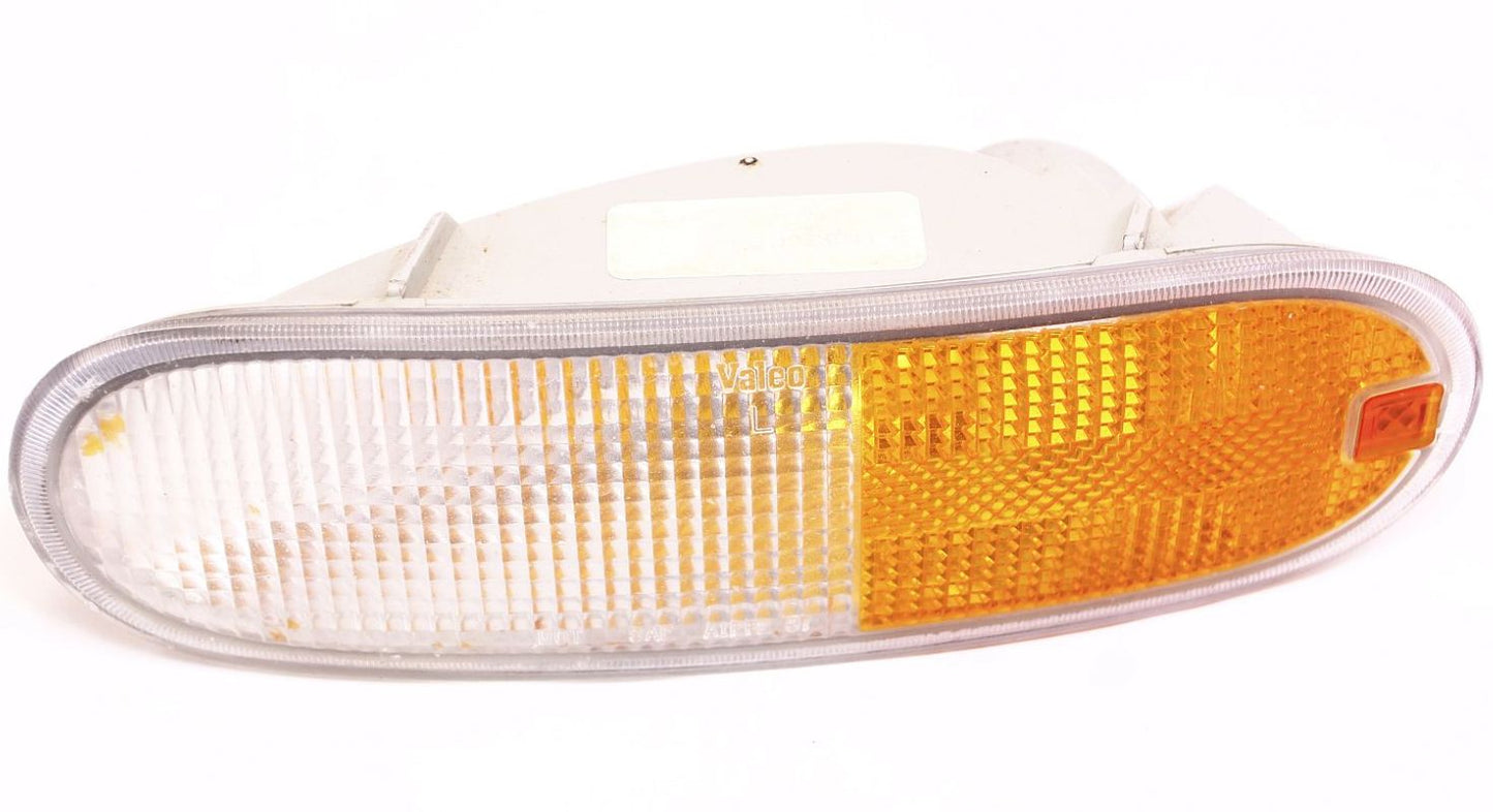 LH Front Turn Signal Bumper Light Lamp 98-03 VW Beetle - Genuine
