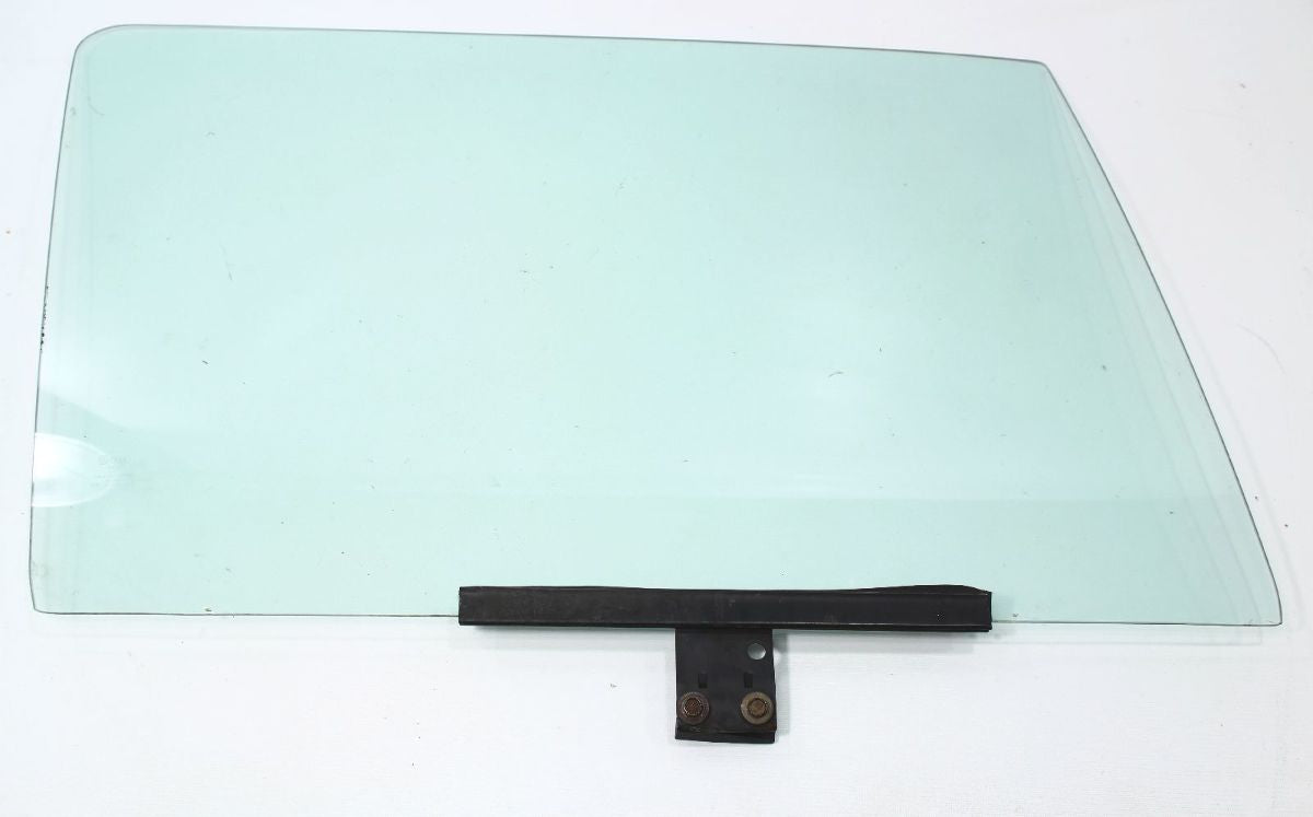 RH Front Window Door Glass 75-84 VW Rabbit GTI Jetta 2 Door Mk1 - Genuine