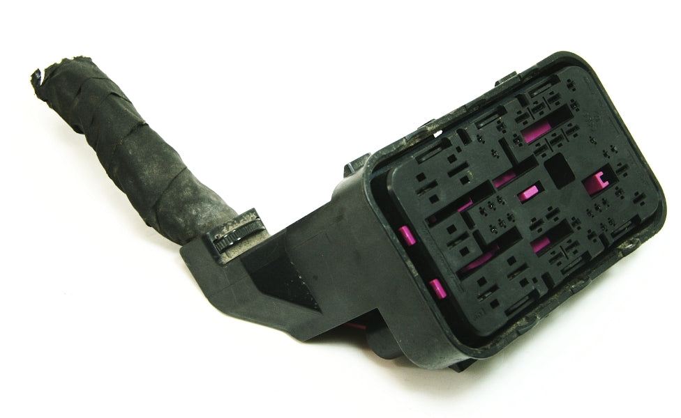 Under Hood Fuse Box Plug Pigtail 05-07 VW Jetta MK5 1.9 TDI BRM - 1K0 937 700 A