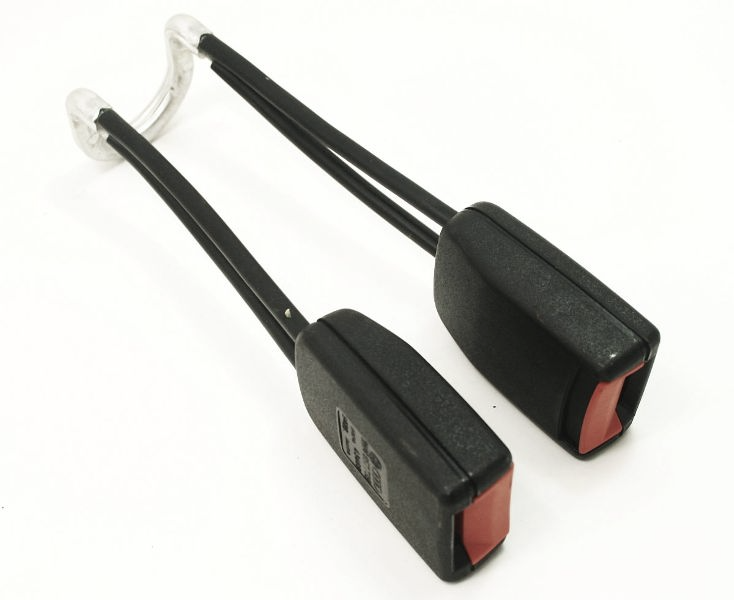 RH Rear Seat Belt Receivers 93-99 VW Jetta Golf GTI MK3 - Genuine - 1HM 857 739