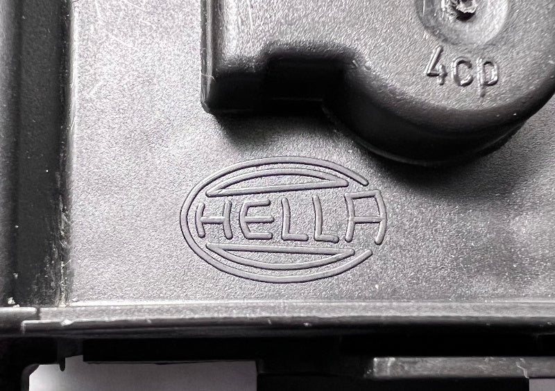 Taillight Tail Light Bulb Holder Tray Board 99-05 VW Jetta Sedan MK4 1J5 945 257