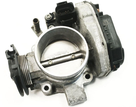 Throttle Body 96-98 VW Jetta Golf GTI MK3 - 2.0 ABA - Genuine - 037 133 064 F