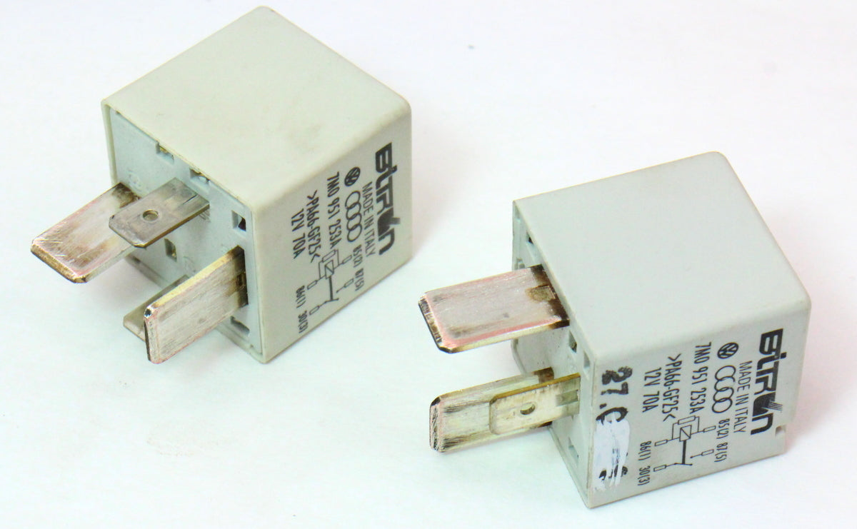 2x Relay # 100 VW Audi Jetta Rabbit Golf Cabrio Passat Eurovan - 7M0 951 253 A