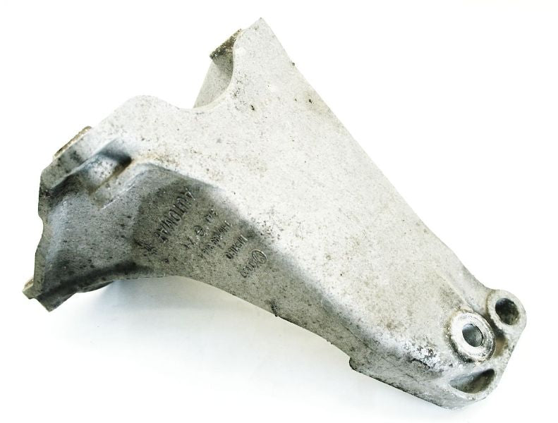 Rear Engine Motor Mount Bracket 2.0 AT 93-99 VW Jetta Golf Cabrio 1HM 199 354 A
