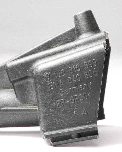 Gas Fuel Door Lock Latch Receiver 99-05 VW Jetta Mk4 - Genuine - 1J0 810 899