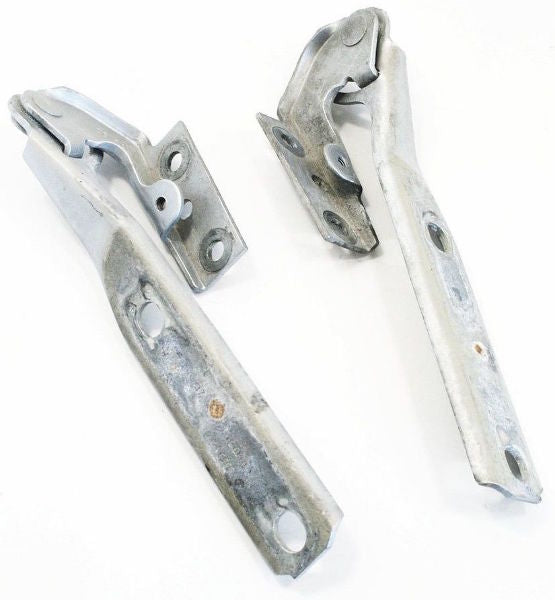 Hood Hinges 98-05 VW Passat B5 LA7W Reflex Silver - Genuine - 3B0 823 381 A