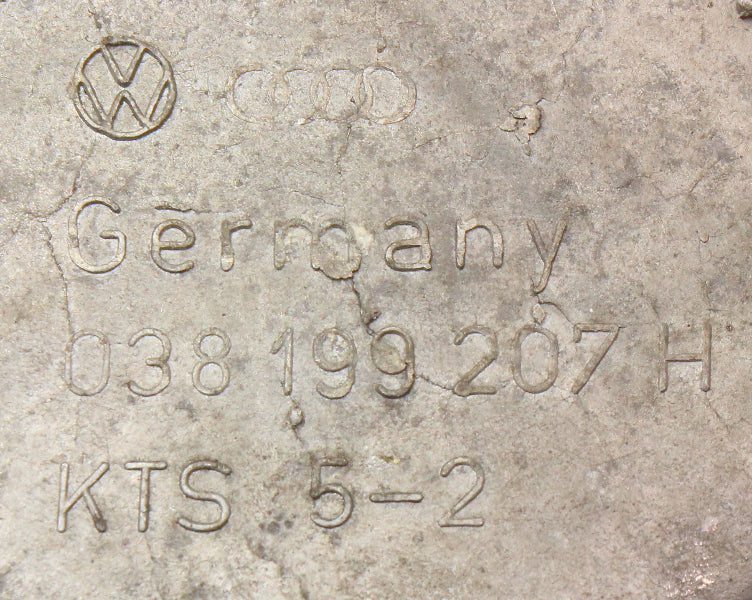 RH Engine Mount Support 00-05 VW Jetta Golf Audi TT TDI 2.0 1.8T - 038 199 207 H