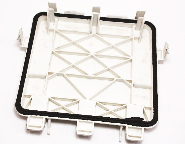 Engine Bay Rain Tray Wiring Cover 00-06 Audi TT MK1 - 1J0 941 365 B