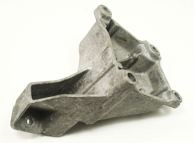 LH Engine Motor Mount Bracket 2.8 V6 98-01 Audi A4 A6 VW Passat - 8D0 199 307 G