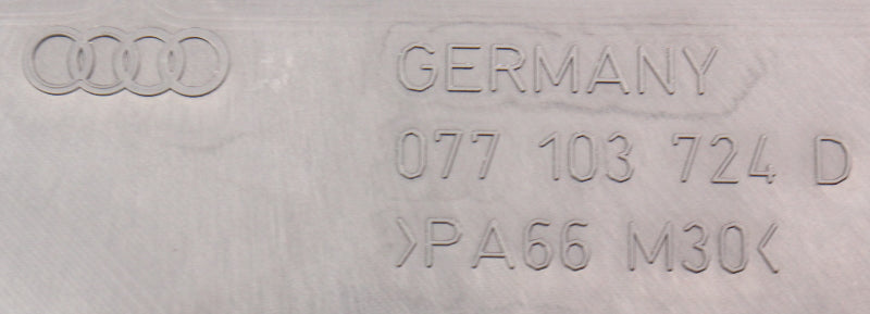 RH Plastic Engine Valve Cover Trim 00-03 Audi A8 S8 D2 - Genuine - 077 103 724 D