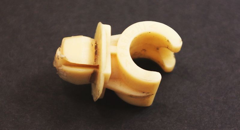 Hood Prop Rod Holder Clip 93-99 VW Jetta Golf GTI Cabrio MK3 Passat B3 - Genuine