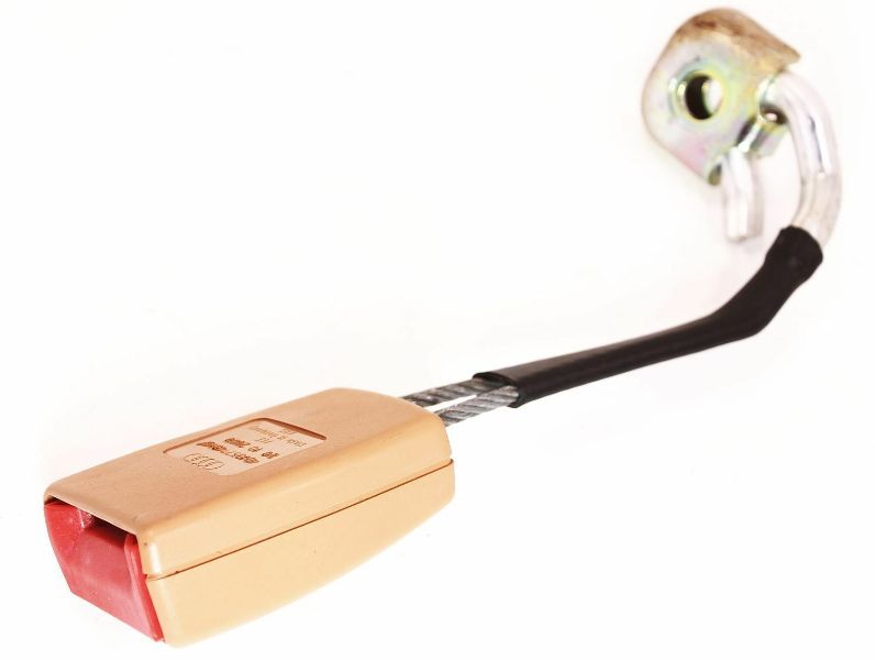 RH Rear Seatbelt Receiver Buckle 00-03 Audi A8 S8 D2 - Genuine - 4D4 857 740