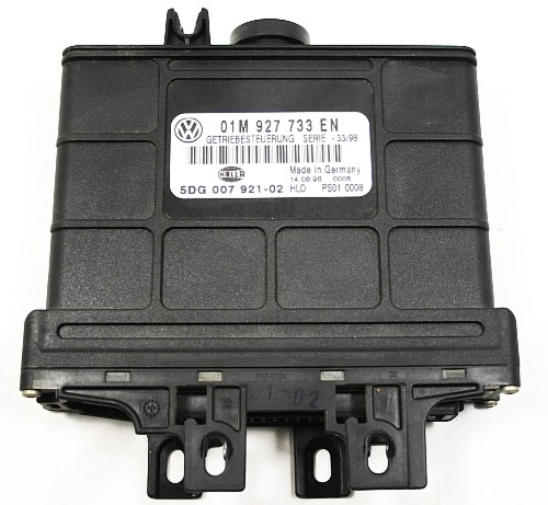 TCM Transmission Computer 1999 VW Jetta Golf MK4 Beetle 2.0 - 01M 927 733 EN