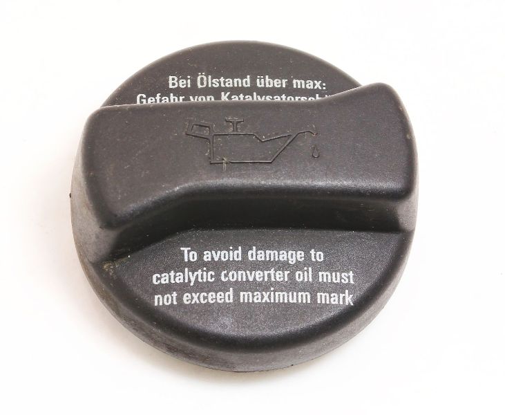 Oil Filler Cap Audi A4 S4 A6 S6 TT VW Jetta Golf GTI Passat Beetle 026 103 485