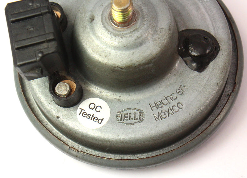 Alarm Horn 93-05 VW Jetta Golf GTI Cabrio MK3 MK4 Beetle Passat Hella - Genuine