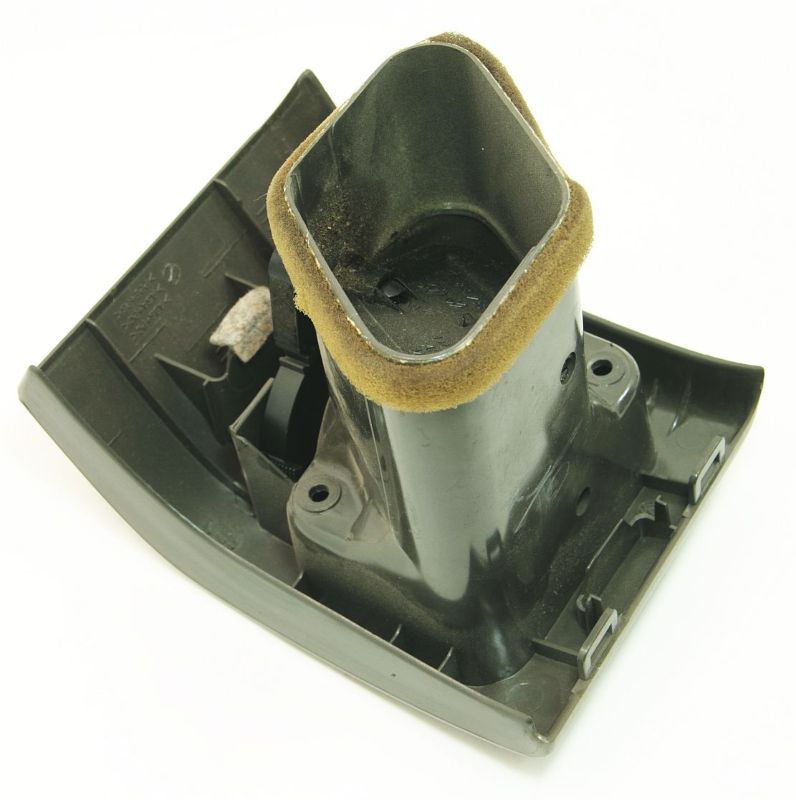 RH Dash Vent Trim VW 93-99 Jetta Golf GTI MK3 Beaver - Genuine - 1H6 819 704