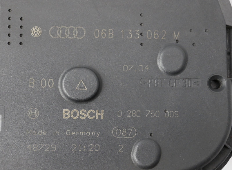 Throttle Body 1.8T 00-05 VW Passat Audi A4 B5 B5.5 B6 - 06B 133 062 M