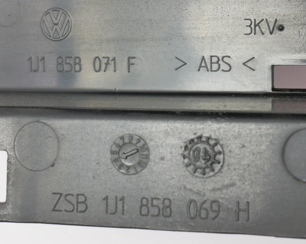 Center Dash Radio Surround Bracket Trim 99-05 VW Jetta Golf MK4 . 1J1 858 071 F