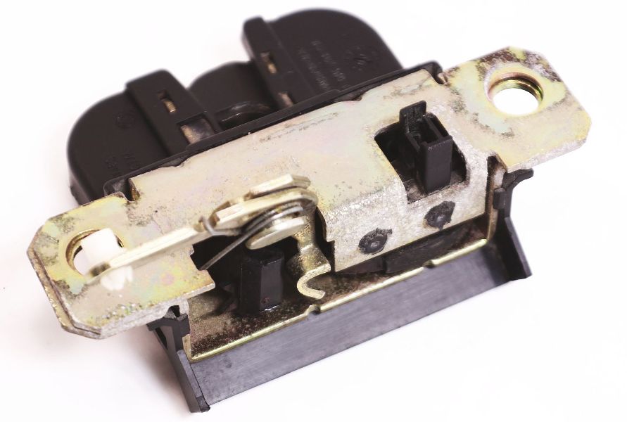 Hatch Liftgate Latch Trunk Lid Lock 98-10 VW Beetle - Genuine - 1C0 827 505 C