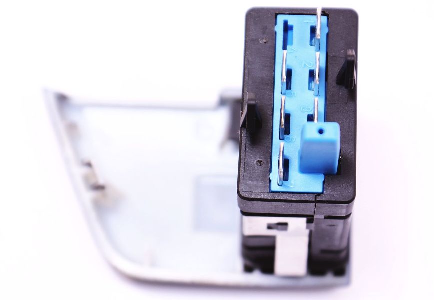 RH Heated Seat Switch Control 98-10 VW Beetle - Genuine - 1C0 963 564 C