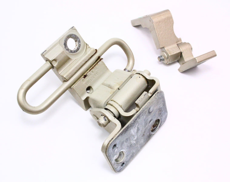 RH Front Door Hinges 99-05 VW Jetta Golf MK4 Passat B5 A6 LA1W - 4B0 831 412 B