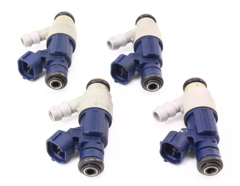 Set Of 4 Fuel Injectors VW Jetta Golf MK4 Beetle 2.0 Genuine - 06A 906 031 AC