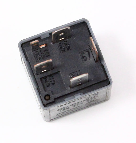 Relay # 429 ECU Main Power Supply 98-05 VW Passat Audi A6 Beetle - 1J0 906 381