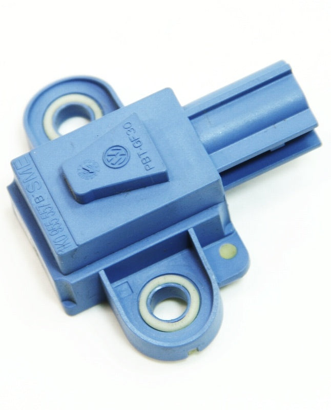 cp031492-side-impact-crash-