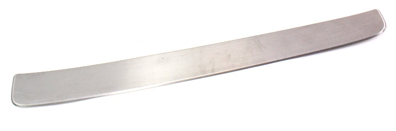 RH Front Door Sill Plate Interior Trim Panel Cover 04-06 VW Phaeton - Genuine