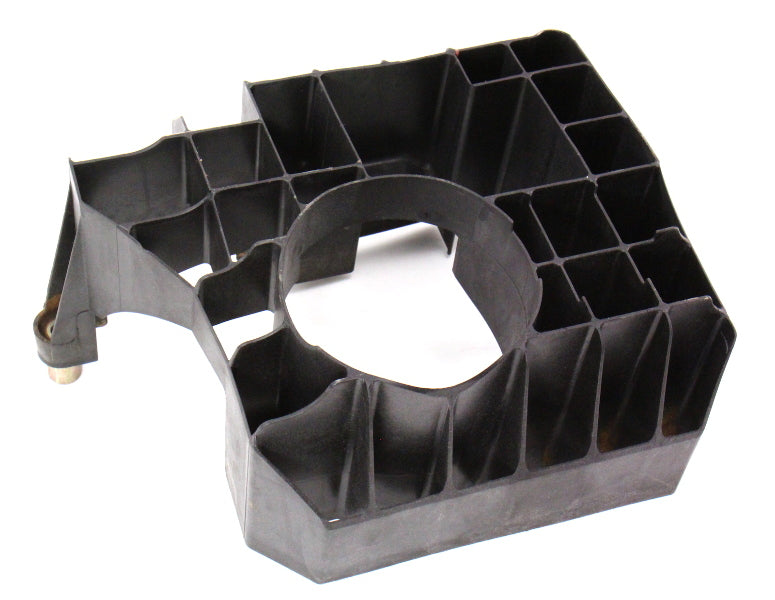 Oil Pump Baffle 04-06 VW Phaeton - 4.2 V8 - Genuine - 077 103 138