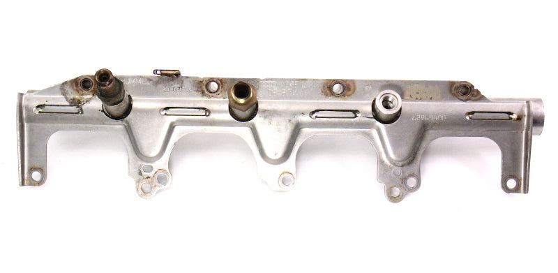 Fuel Distribution Rail 2.0T VW Jetta GTI Mk5 Audi A3 A4 TT Eos - 06F 133 317 L
