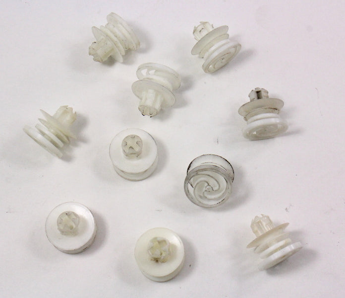 Door Panel Plastic Retaining Clips Set 98-10 VW Beetle ~ Genuine ~ Quantity 10