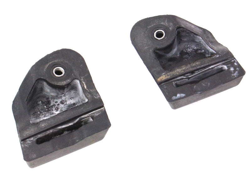 Hood Rubber Bumper Rests 06-10 VW Passat B6 - Genuine - 3C0 823 427 / 428