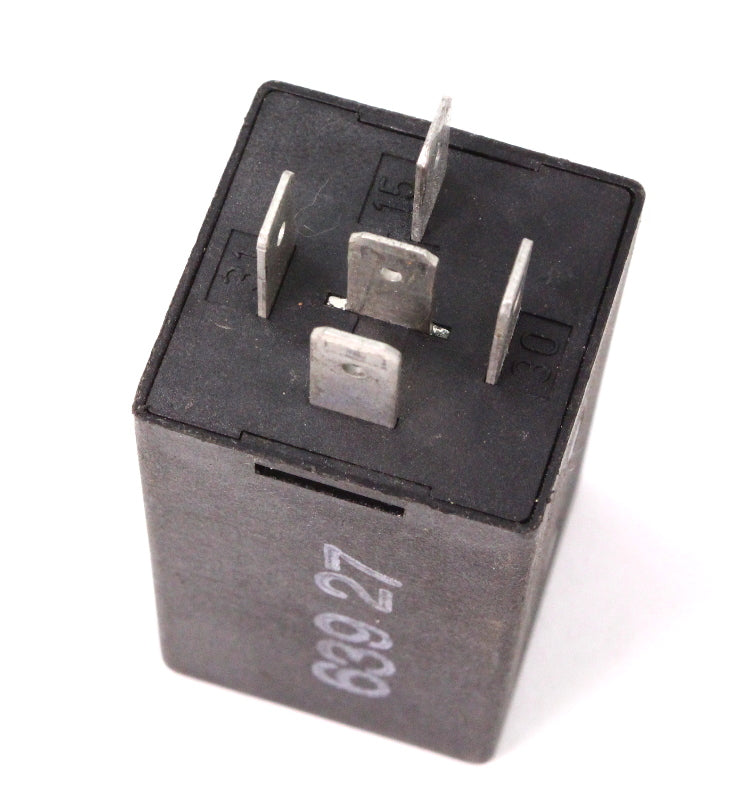 Relay # 220 VW Audi Jetta Golf Beetle Passat A4 A6 A8 - Genuine - 443 955 532