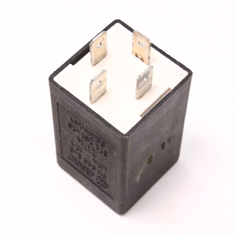 Genuine VW Audi Relay Jetta Golf GTI Scirocco MK1 MK2 Passat Vanagon 811 905 343