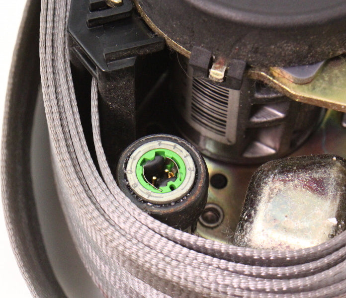 RH Front Seatbelt Seat Belt Audi A6 S6 RS6 C5 Allroad - Grey - 4B0 857 706 A