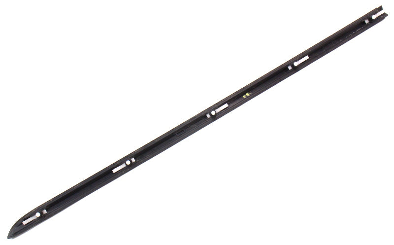 RH Rear Door Sill Entry Rocker Trim Molding 04-06 VW Phaeton - Genuine