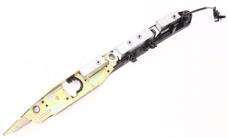 Trunk License Plate Light Lamp Handle Panel 01-05 VW Passat B5.5 ~ 3B5 827 297 B