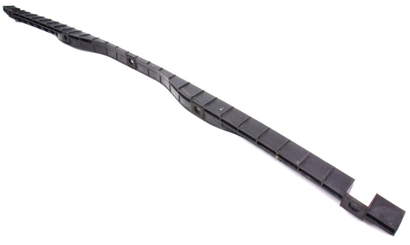 Center Rear Bumper Mount Guide Bracket 98-01 VW Passat B5 Wagon - 3B9 807 863