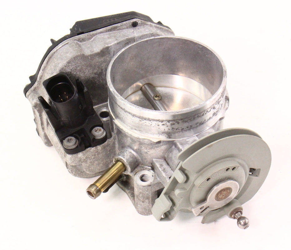 Throttle Body 97-99 Audi A4 A6 VW Passat B5 2.8 AHA V6 AT - OEM - 078 133 063 AH